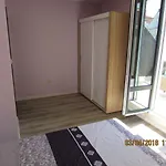 синият залив アパート ポモリエ