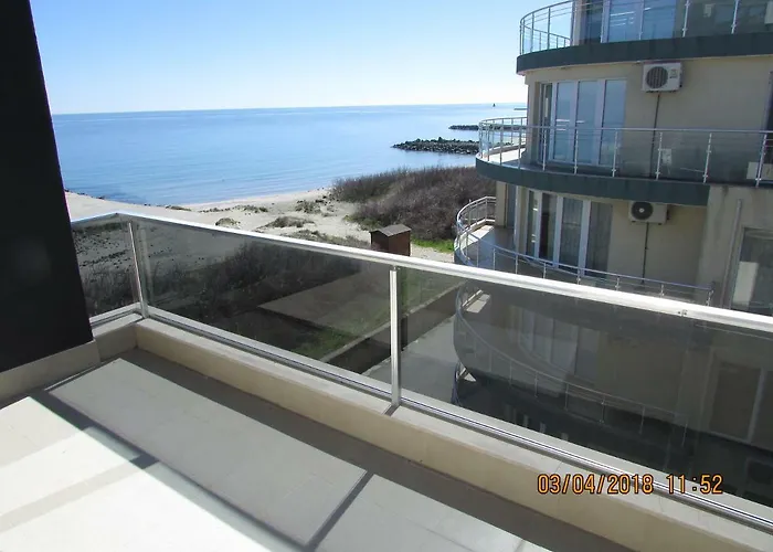 синият залив