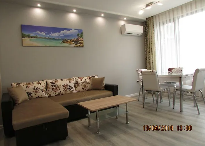 синият залив Поморие