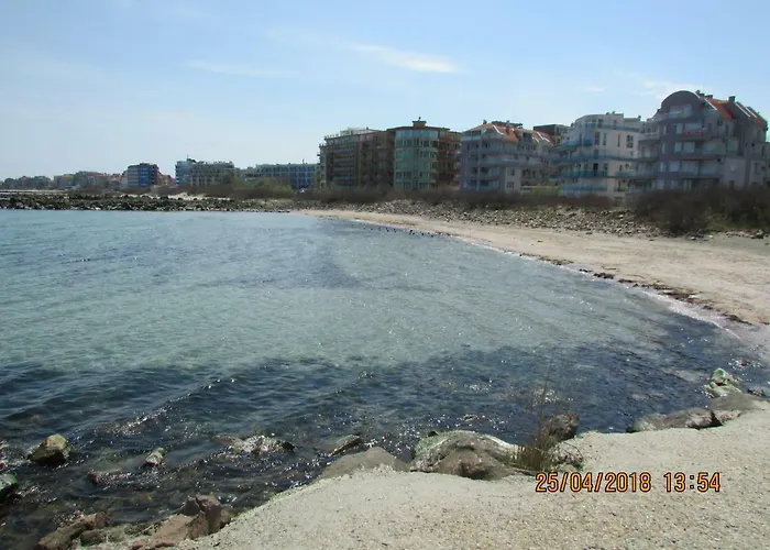 синият залив Поморие